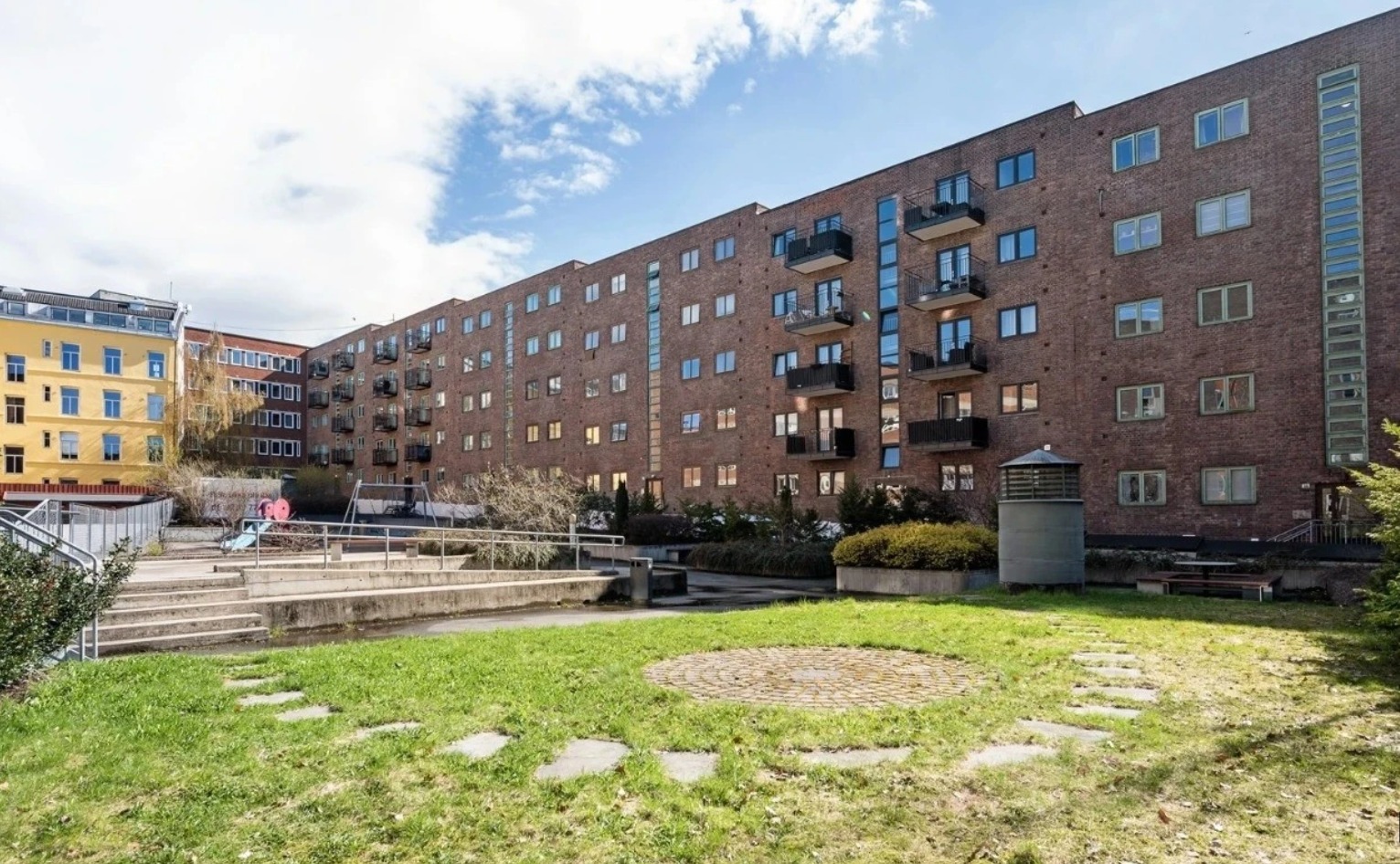 Fin og hyggelig bakgård